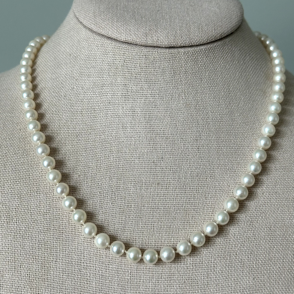 14K Yellow Gold Genuine 6MM Cream Pearl Hand Knotted Strand Necklace 18"